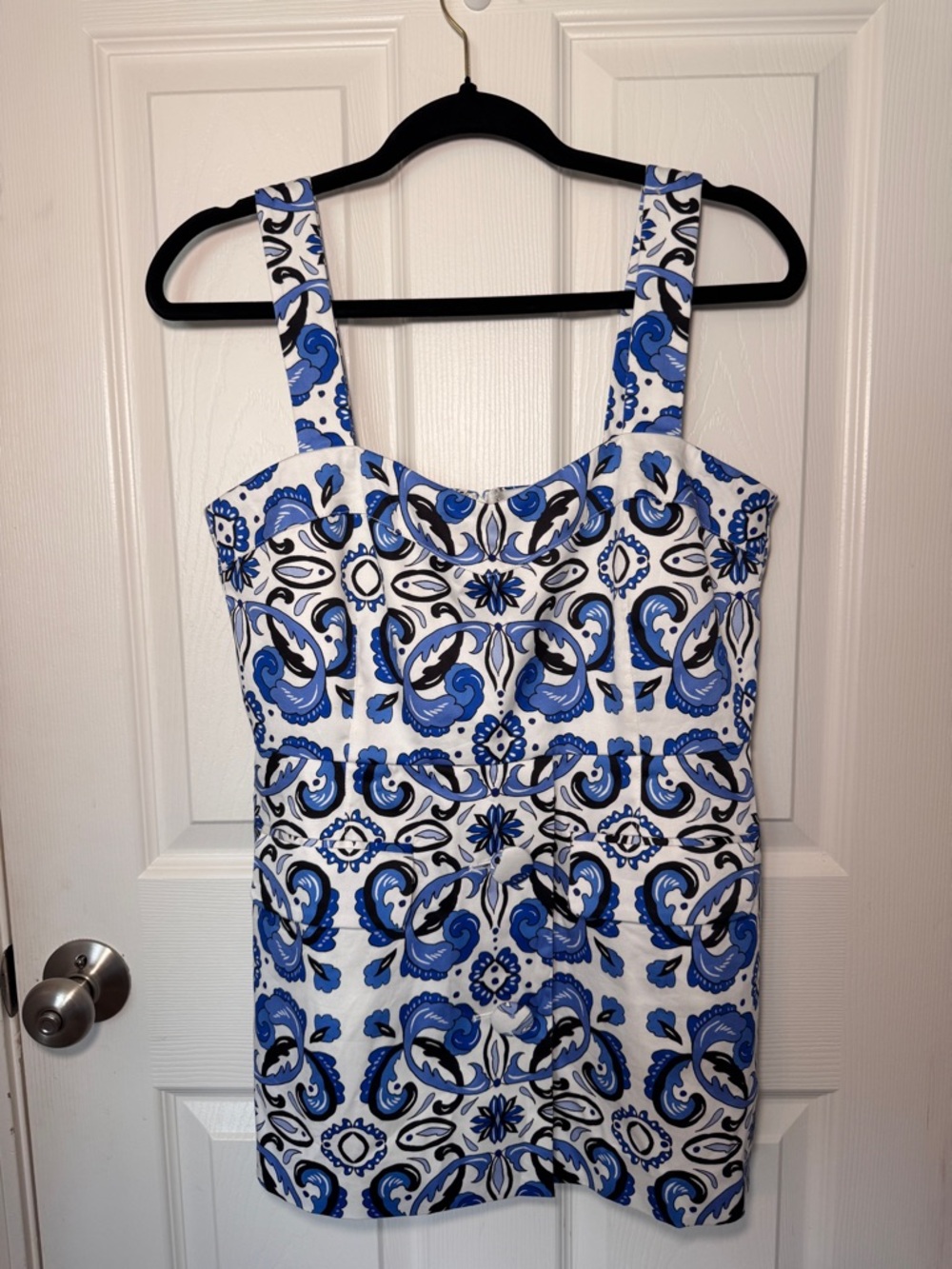 NWT Tuckernuck Blue and White Printed Tank Top
